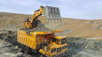 再斬千萬(wàn)訂單丨柳工礦用寬體車(chē)馳騁北方礦山